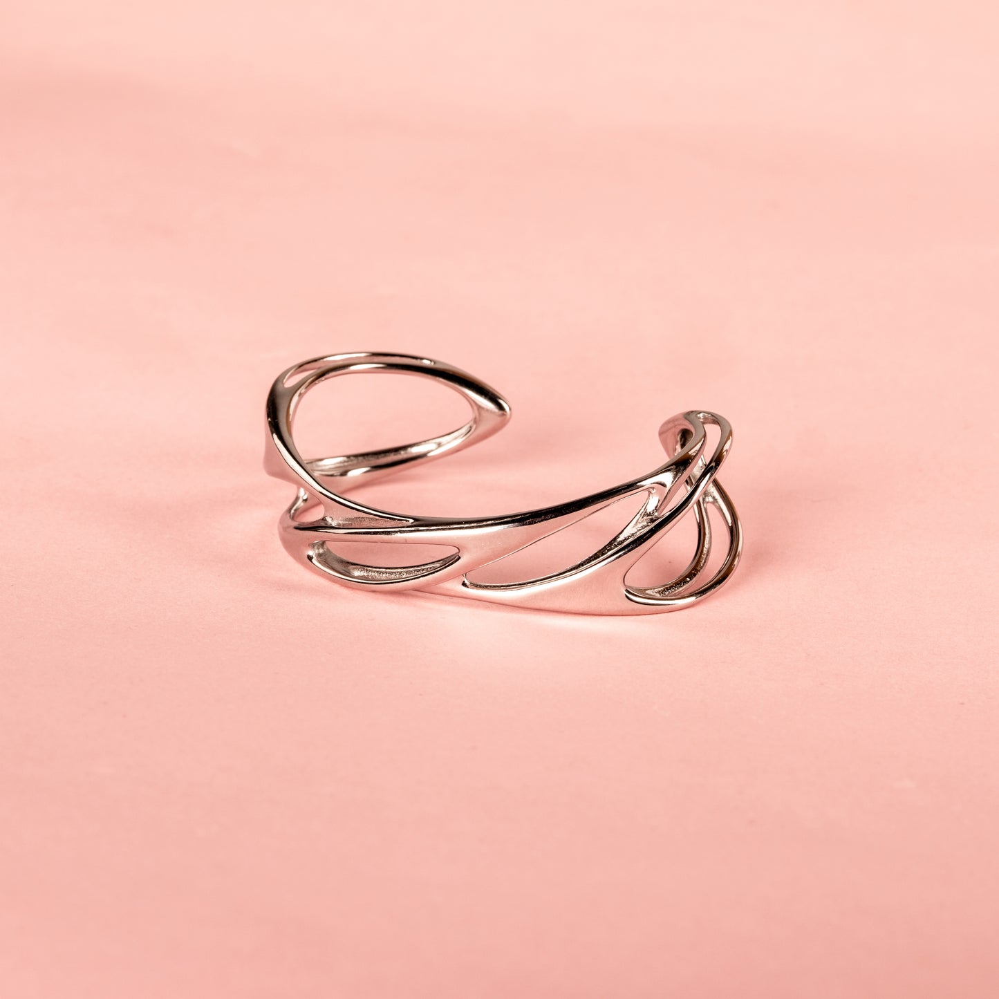 Hollow Fluid Cuff