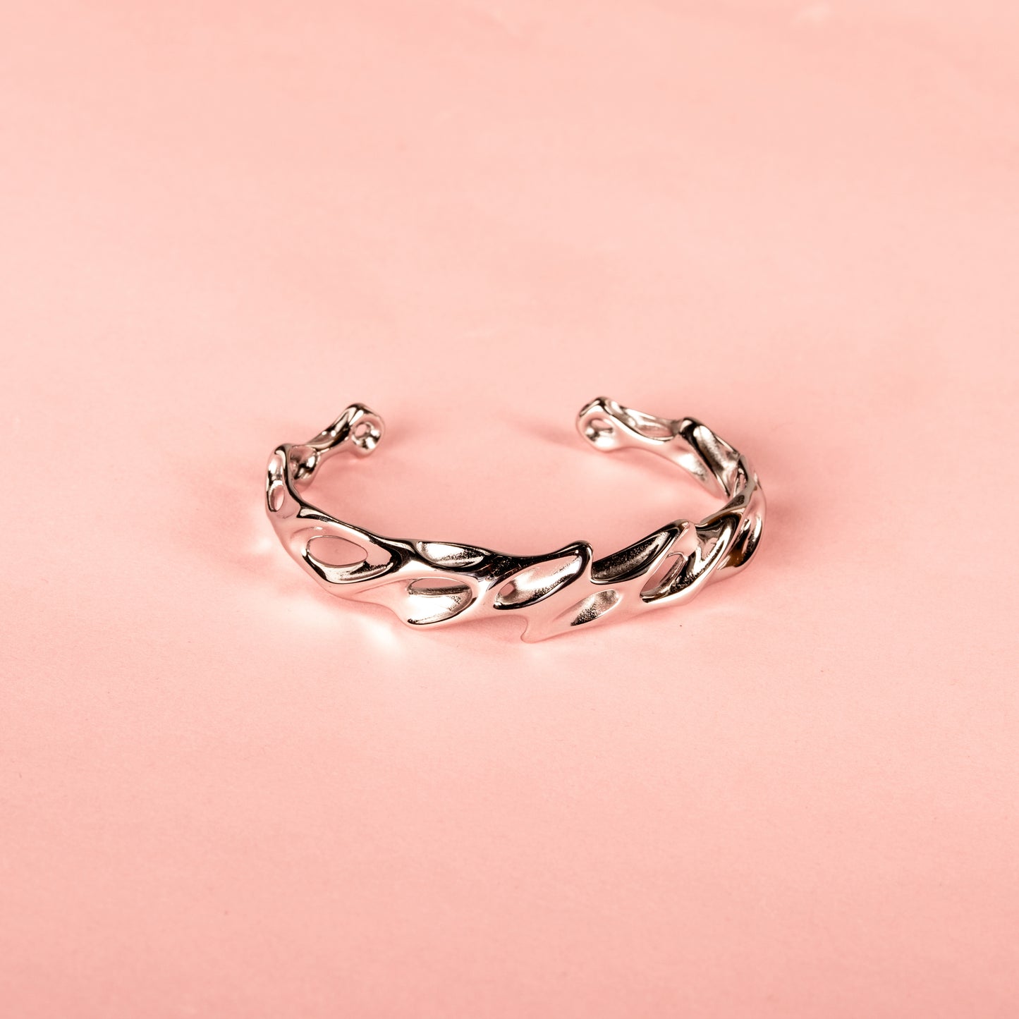 Liquid Cuff