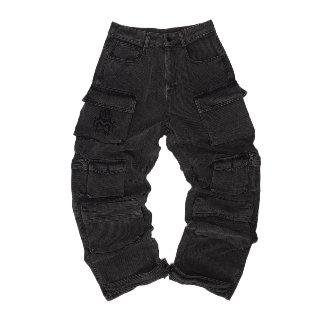 BLACK CARGO JEANS