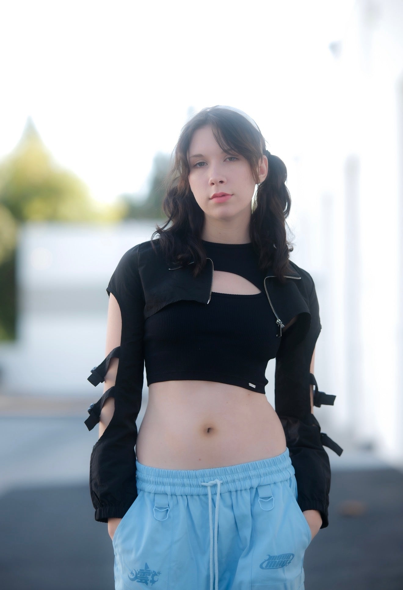 BLACK TACTICAL SLEEVE